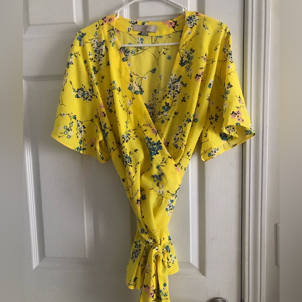 Loft floral wrap top